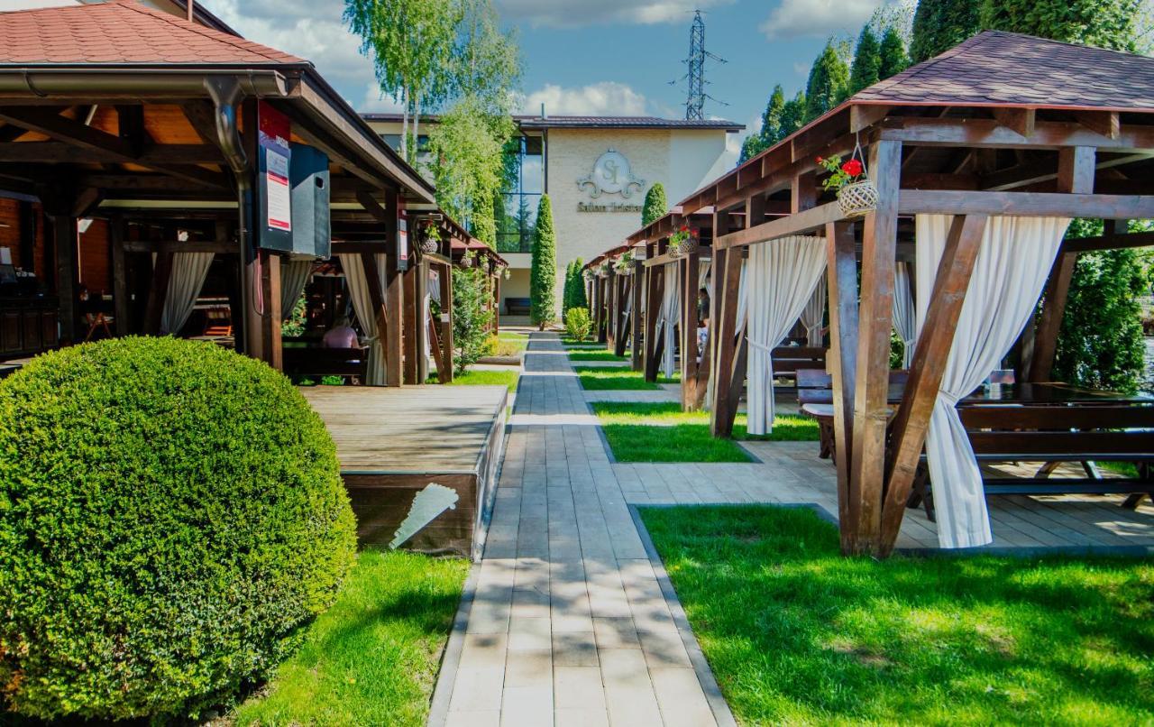 Pensiunea Iristar Fălticeni 외부 사진